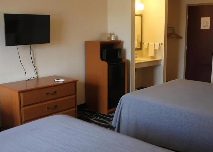 Heritage Inn And Suites